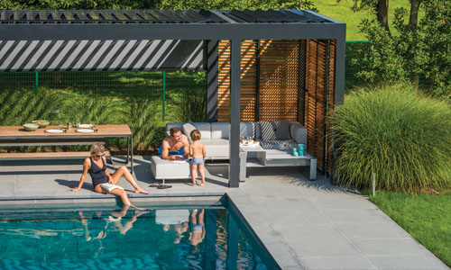 pergola u bazénu