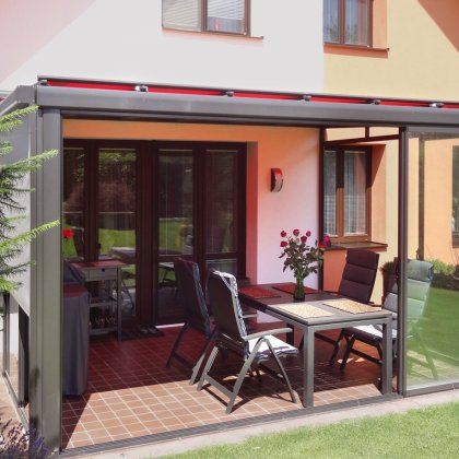 Obrázek č. 1 pro 'Prosklená pergola s integrovaným stíněním'