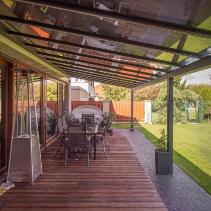 Obrázek č. 3 pro '12 m dlouhá prosklená pergola'