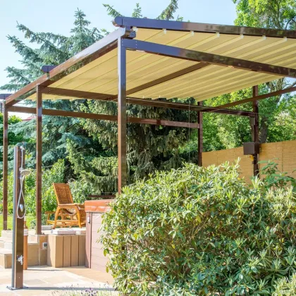 Obrázek č. 5 pro 'Pergola se zvedáním poklopu vířivky'