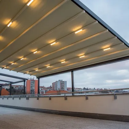 Obrázek č. 9 pro 'Odolná pergola se shrnovací střechou'