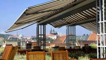 Zastřešení terasy Hotelu Intercontinental