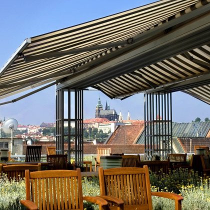 Obrázek č. 1 pro 'Zastřešení terasy Hotelu Intercontinental'