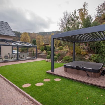 Obrázek č. 3 pro 'Lamelová pergola s vířivkou'