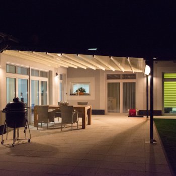 Silver, pergola jako ze stříbra