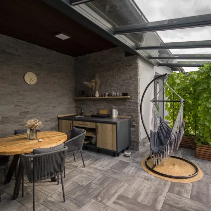 Obrázek č. 11 pro 'Rohová prosklená pergola s integrovanými markýzami'